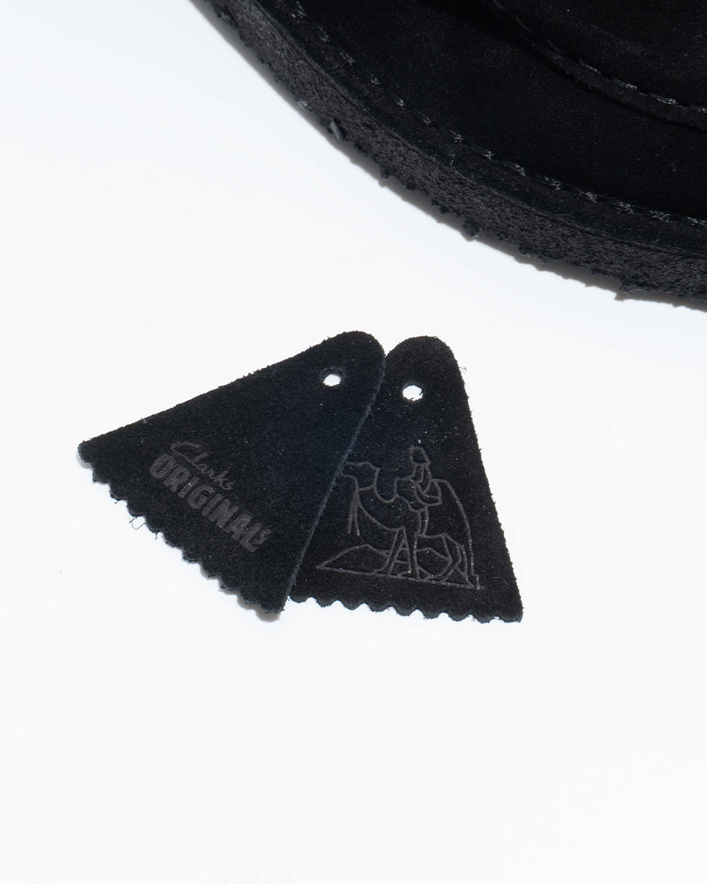 Clarks クラークス DSRT デザートノマドミュール レザーサンダル スライドサンダル ブラックスエード シューズ DSRT Nomad Mule 26180722【送料無料】【クーポン対象外】