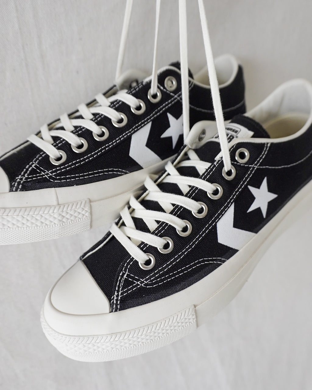 ALL STAR II CANVAS OX 33900030 / 2025 HOLIDAY COLLECTION