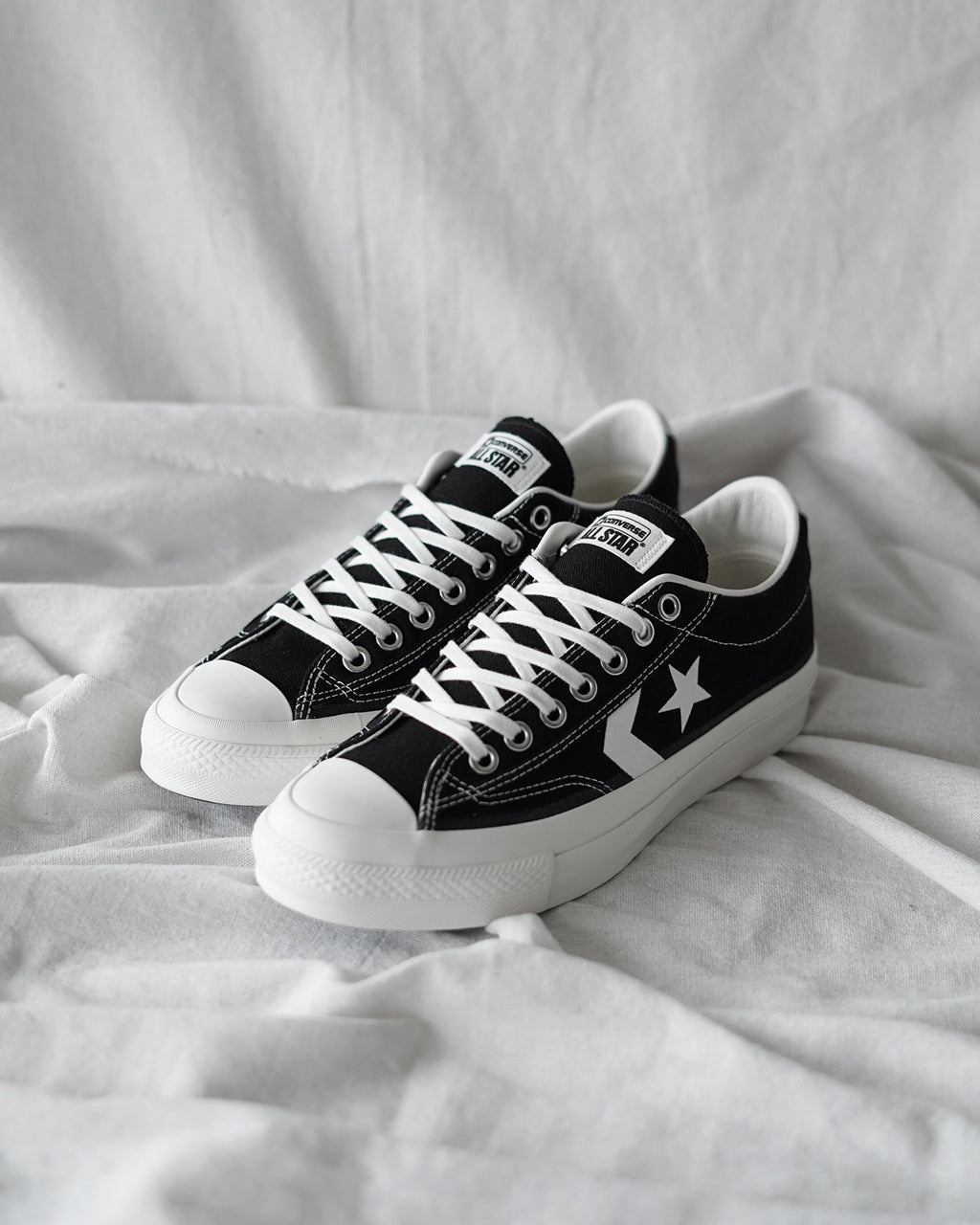 ALL STAR II CANVAS OX 33900030 / 2025 HOLIDAY COLLECTION