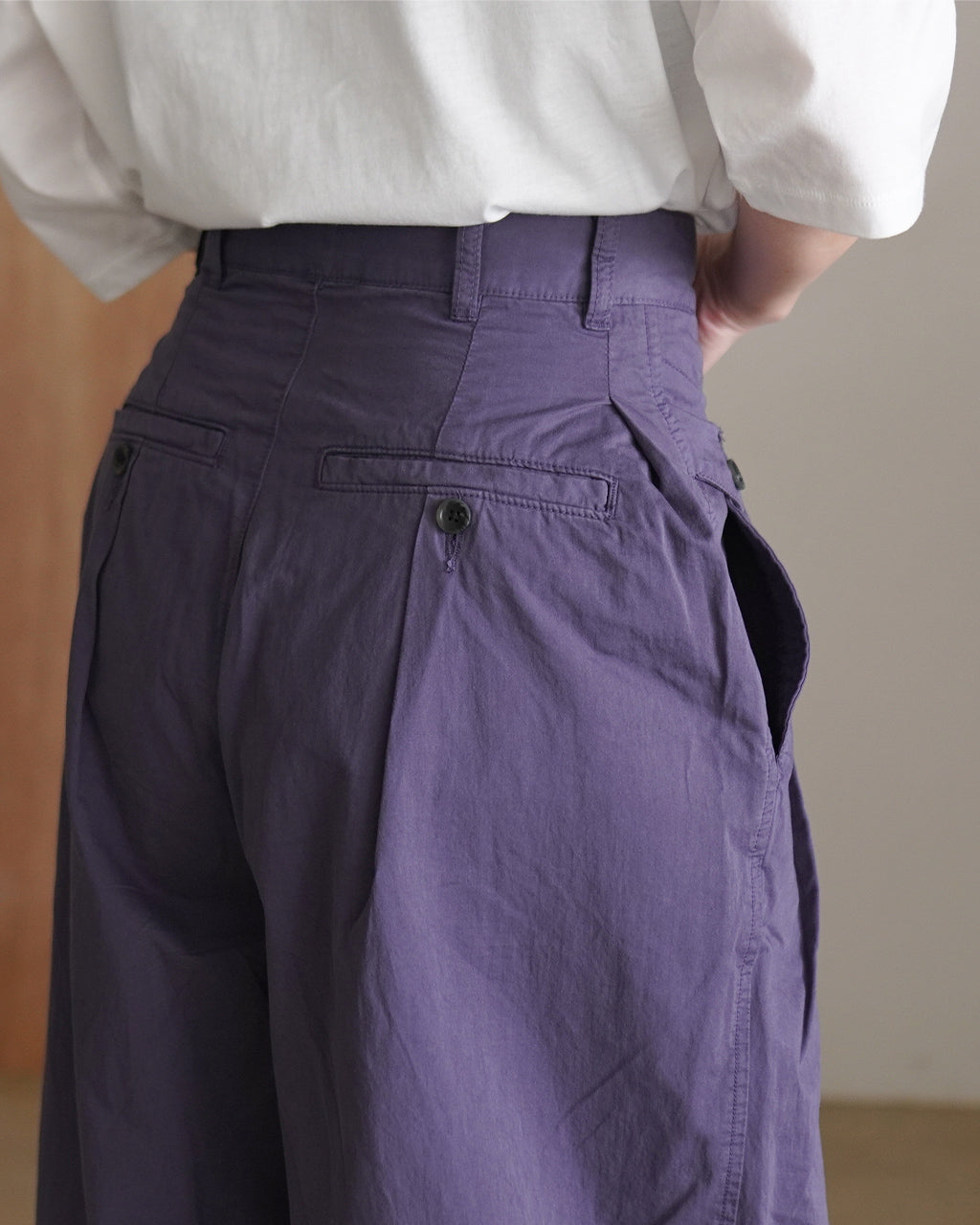 garment dye over tuck pants CC-4529