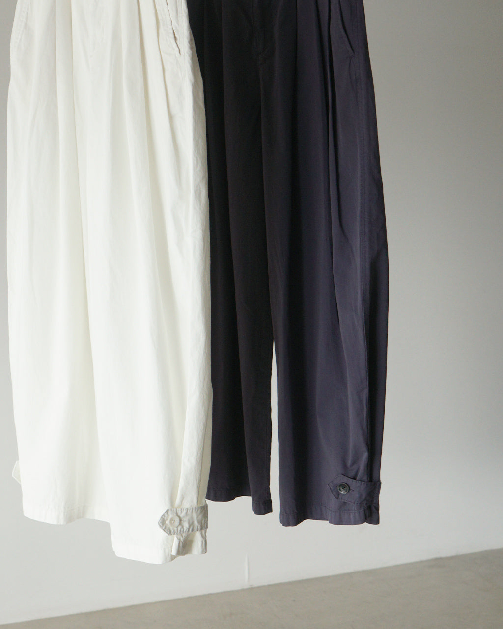 garment dye over tuck pants CC-4529