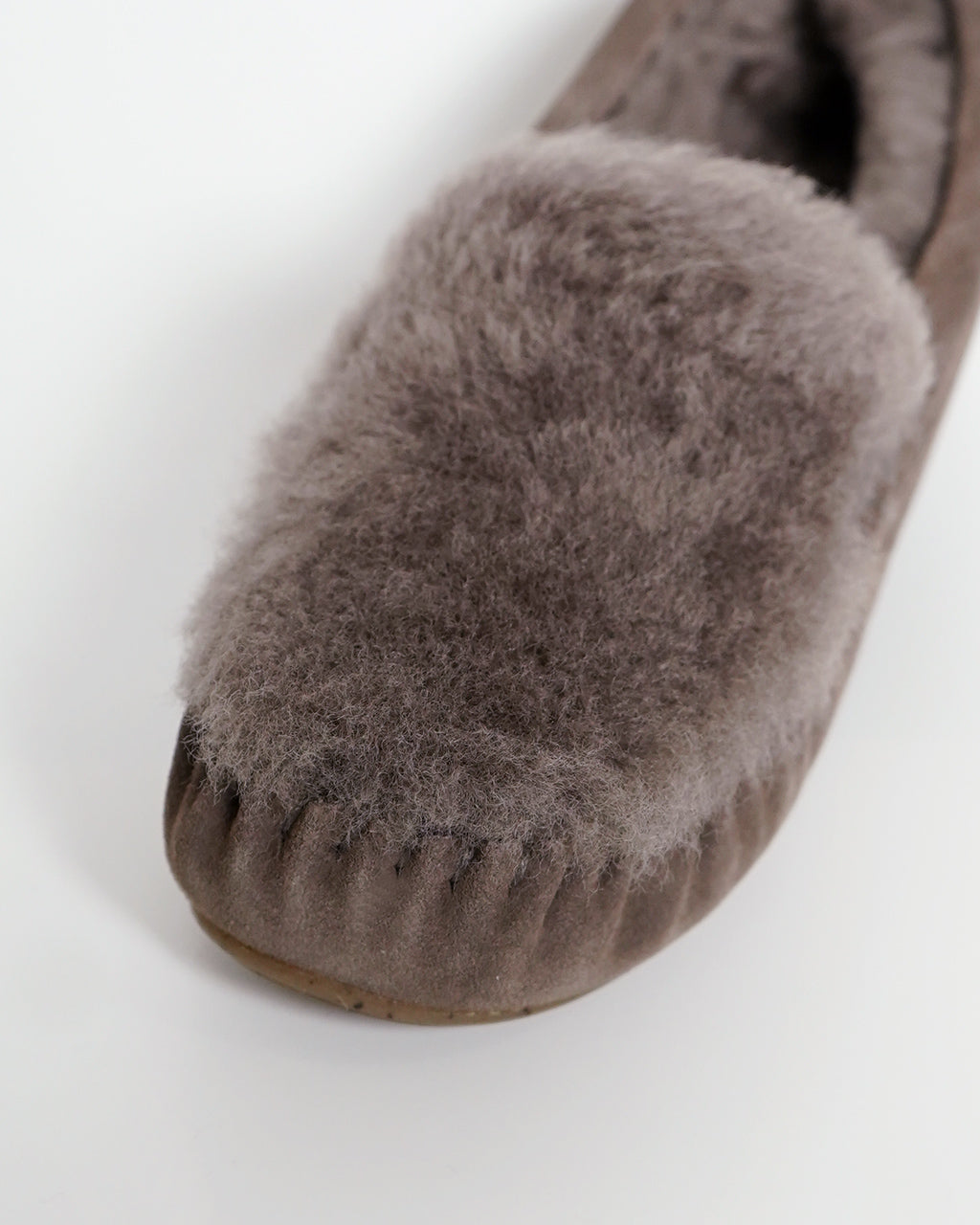 【SALE！20%OFF】EMU Australia エミュオーストラリア モカシン ケインズ リヴァース ファー CAIRNS REVERSE FUR ムートン シューズ 靴 W11705【送料無料】