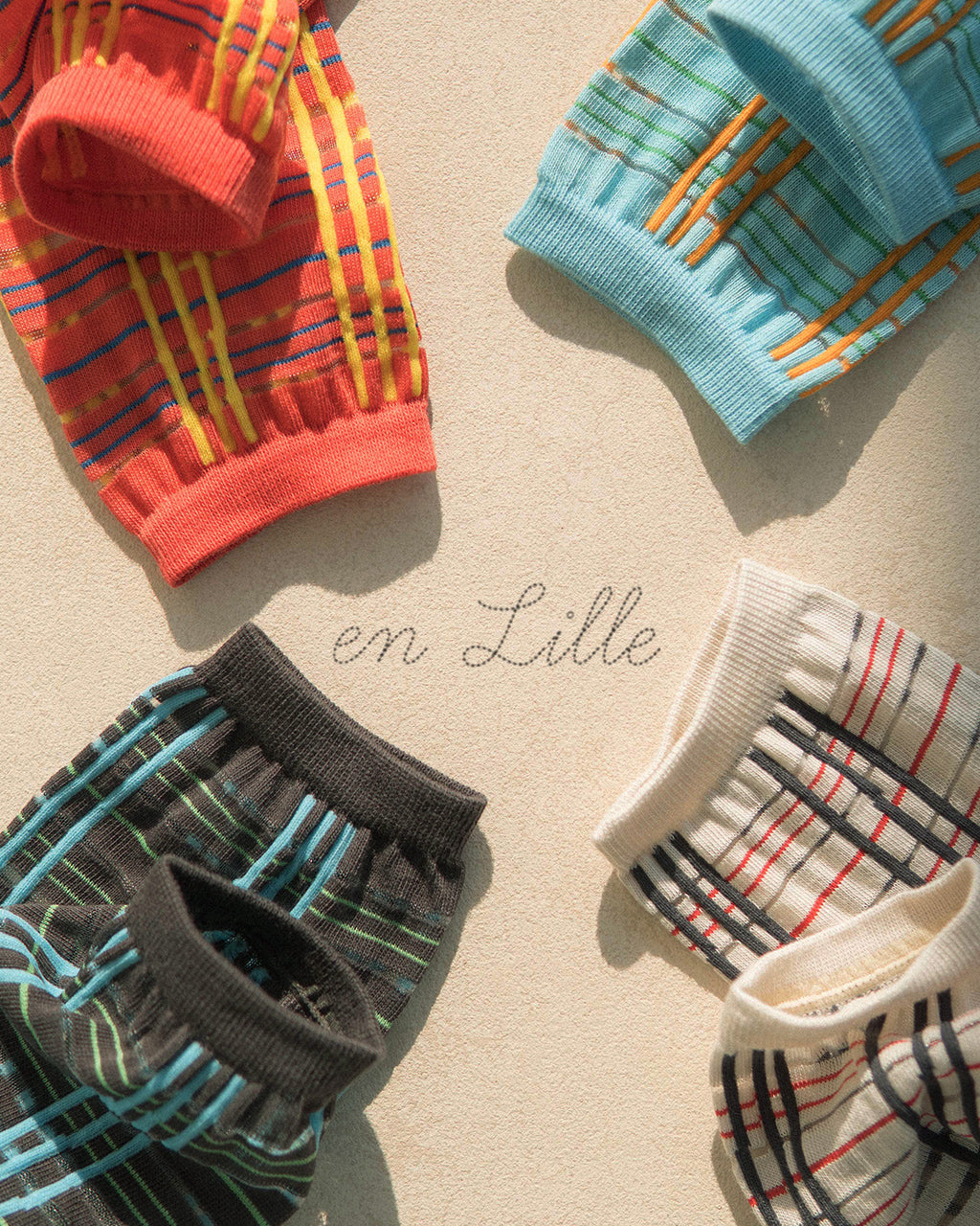 ＼早得24時間限定ポイント10倍／en Lille リーレ びいどろ ショートソックス 靴下 チェック メッシュ シアー 透け感 綿 コットン 伸縮性 日本製 エクリュ レッド ブルー チャコール EL-25104 軽量 通気性 柔らか レイヤード
