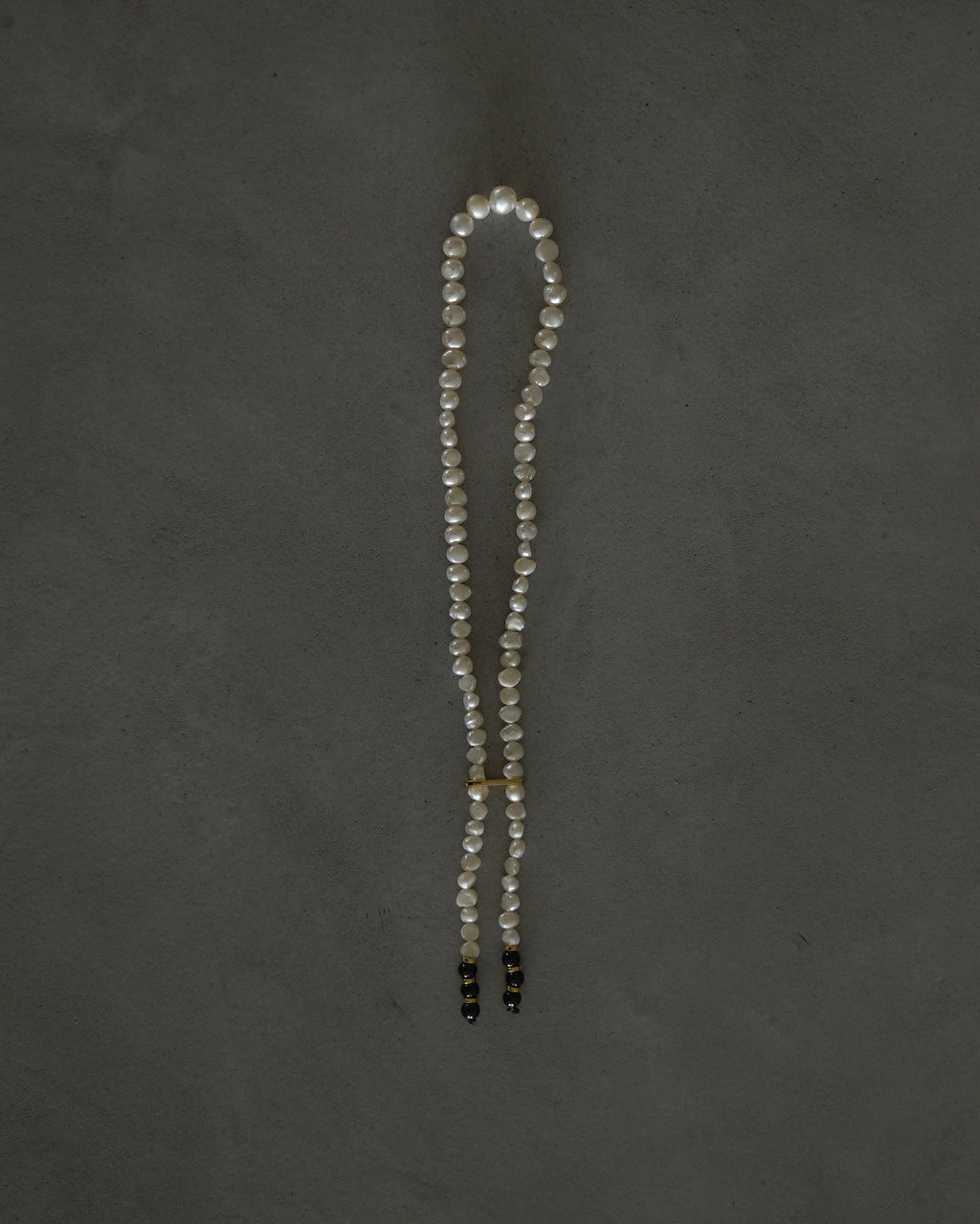 Pearl Onyx Necklace EO26AW-47