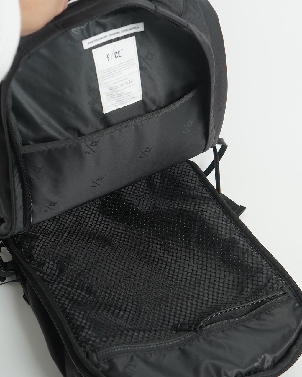 【SALE！20%OFF】F/CE. エフシーイー リュックサック  テクニカル ガジェット バックパック TECHNICAL GADGET  BACK PACK 45L ユーティリティバックパック バッグ FRN31233B0001【送料無料】