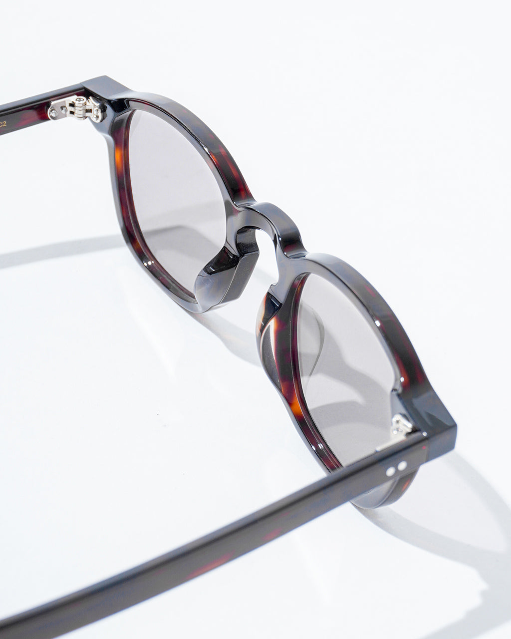 Few by NEW. F10/48 SUNGLASSES WELLINGTON