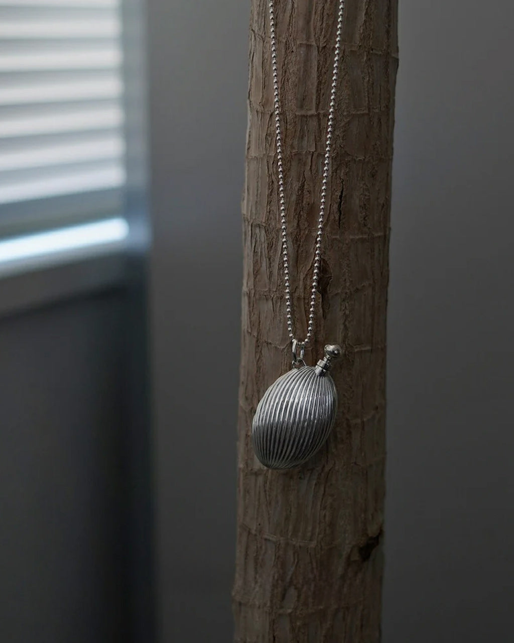 Garden of Eden 가든 오브 에덴 빅토리안 퍼퓸 병 목걸이 VICTORIAN PERFUME BOTTLE NECKLACE 실버 925 향수 병 23SS082【쿠폰 대상외】【무료우송】 