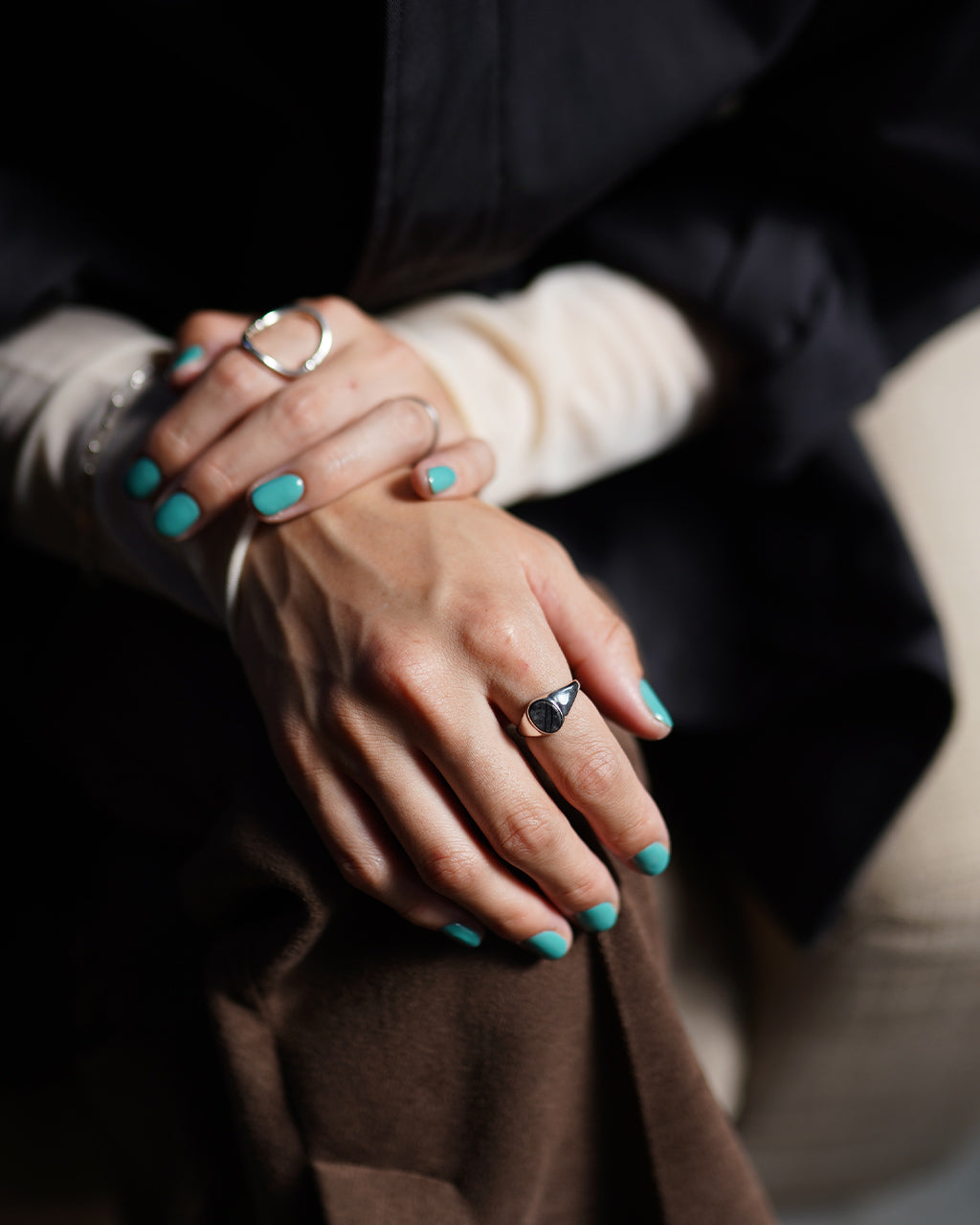 GARDEN OF EDEN Oval signet ring(S)