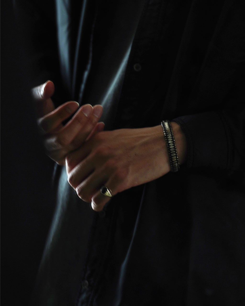GARDEN OF EDEN Oval signet ring(S)