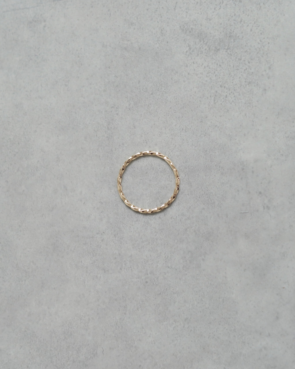 9K HARD TWISTED MINIMAL RING (wide:1.0mm) ED26SS-130