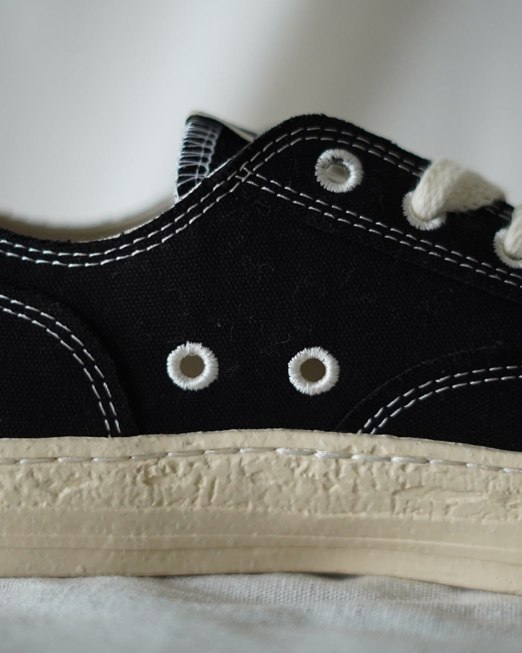 Maison MIHARAYASUHIRO × General Scale. "TRENT" Canvas Low-Top Sneakers S14FW702