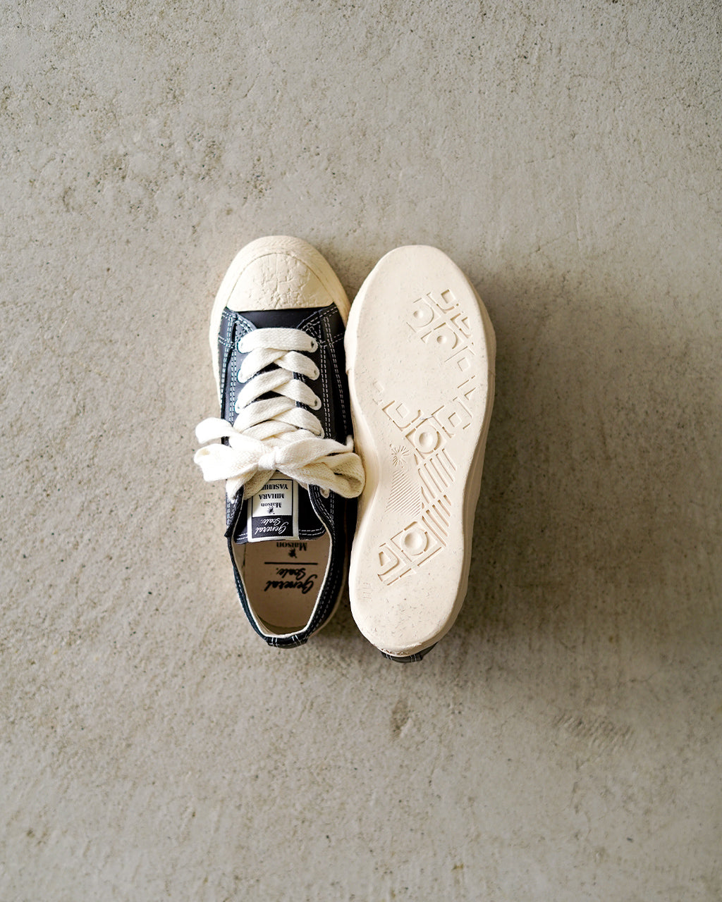 "TRENT" Leather Low-Top Sneakers S14FW714