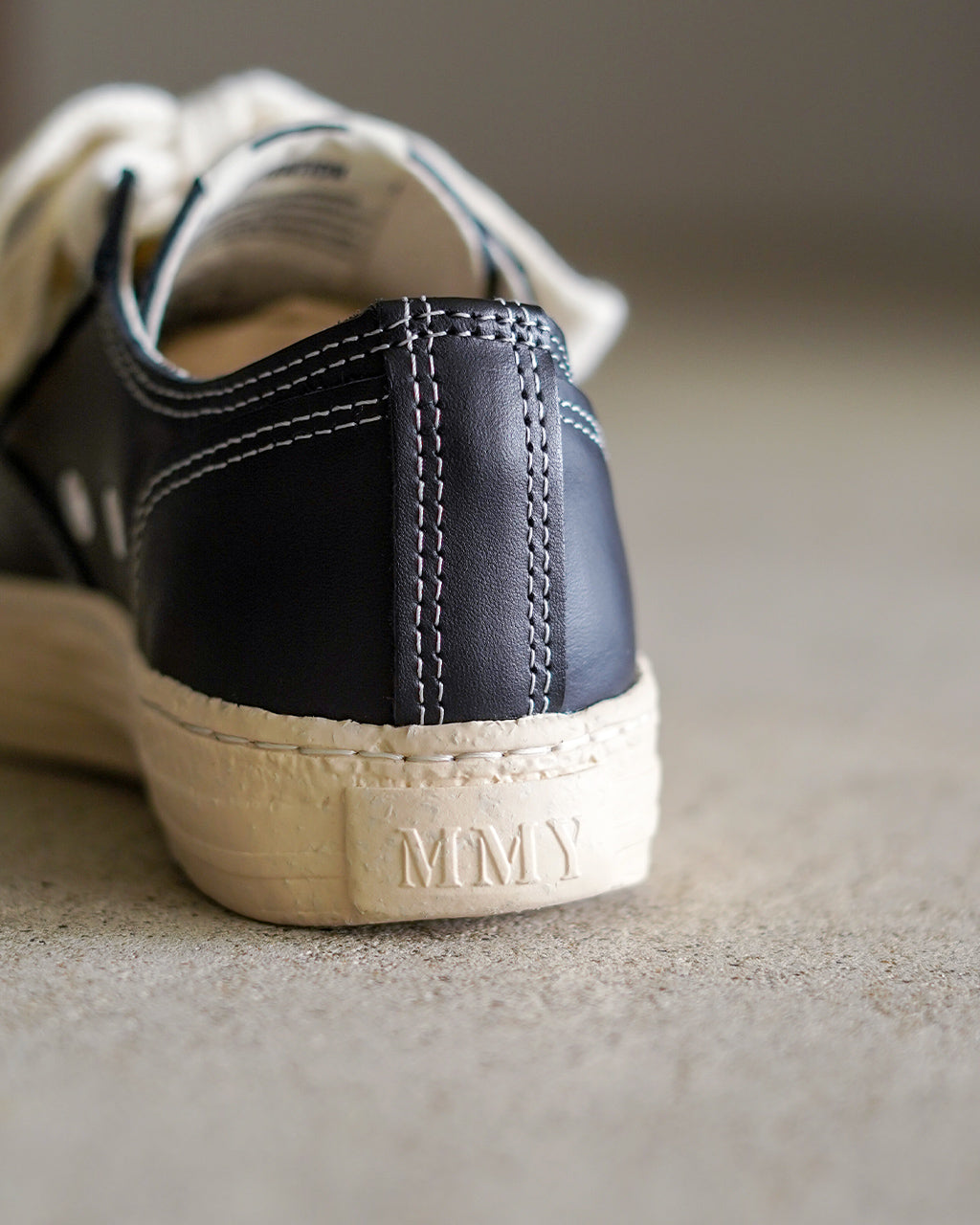 "TRENT" Leather Low-Top Sneakers S14FW714