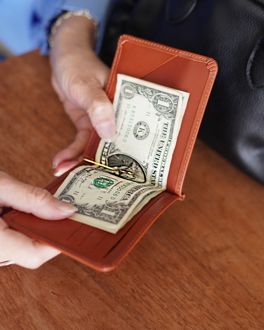 | coupon | MONEY CLIP WITH POCKET