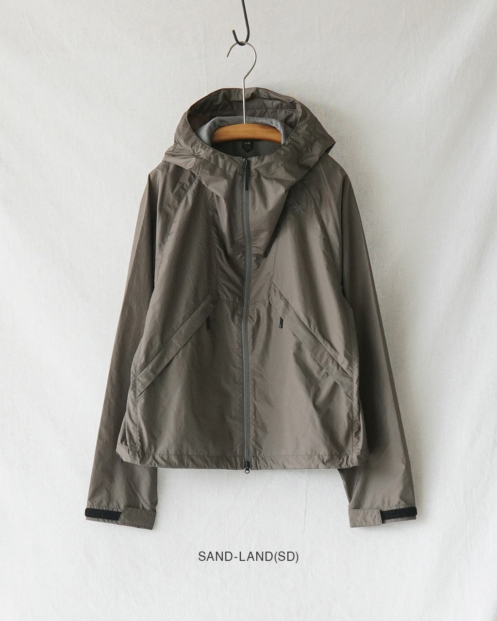 Rip-stop Cropped Jacket GLW16147