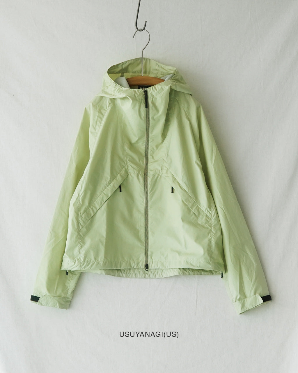 Rip-stop Cropped Jacket GLW16147