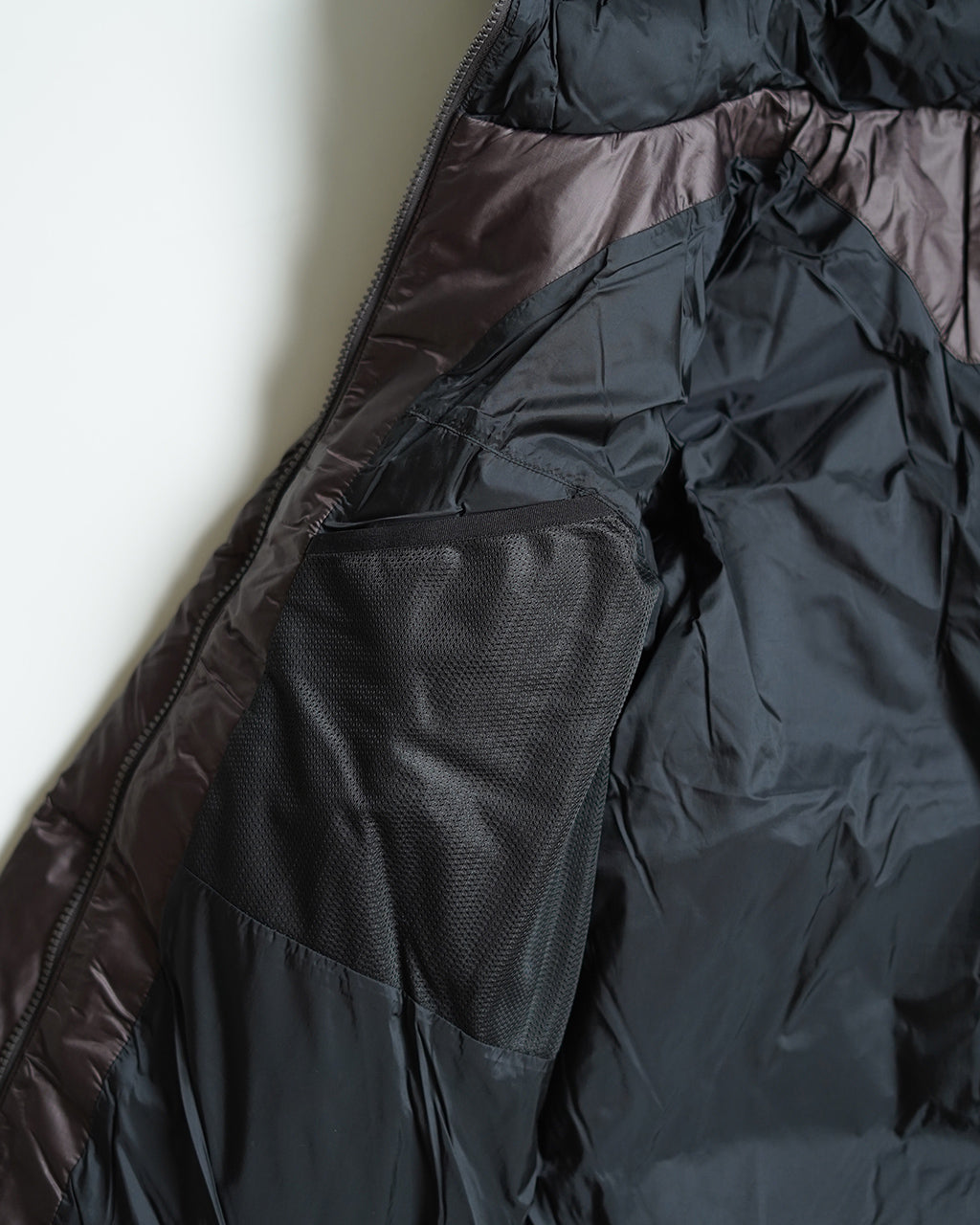 【11月1日以降順次発送】 PERTEX QUANTUM Down Parka GLW25337