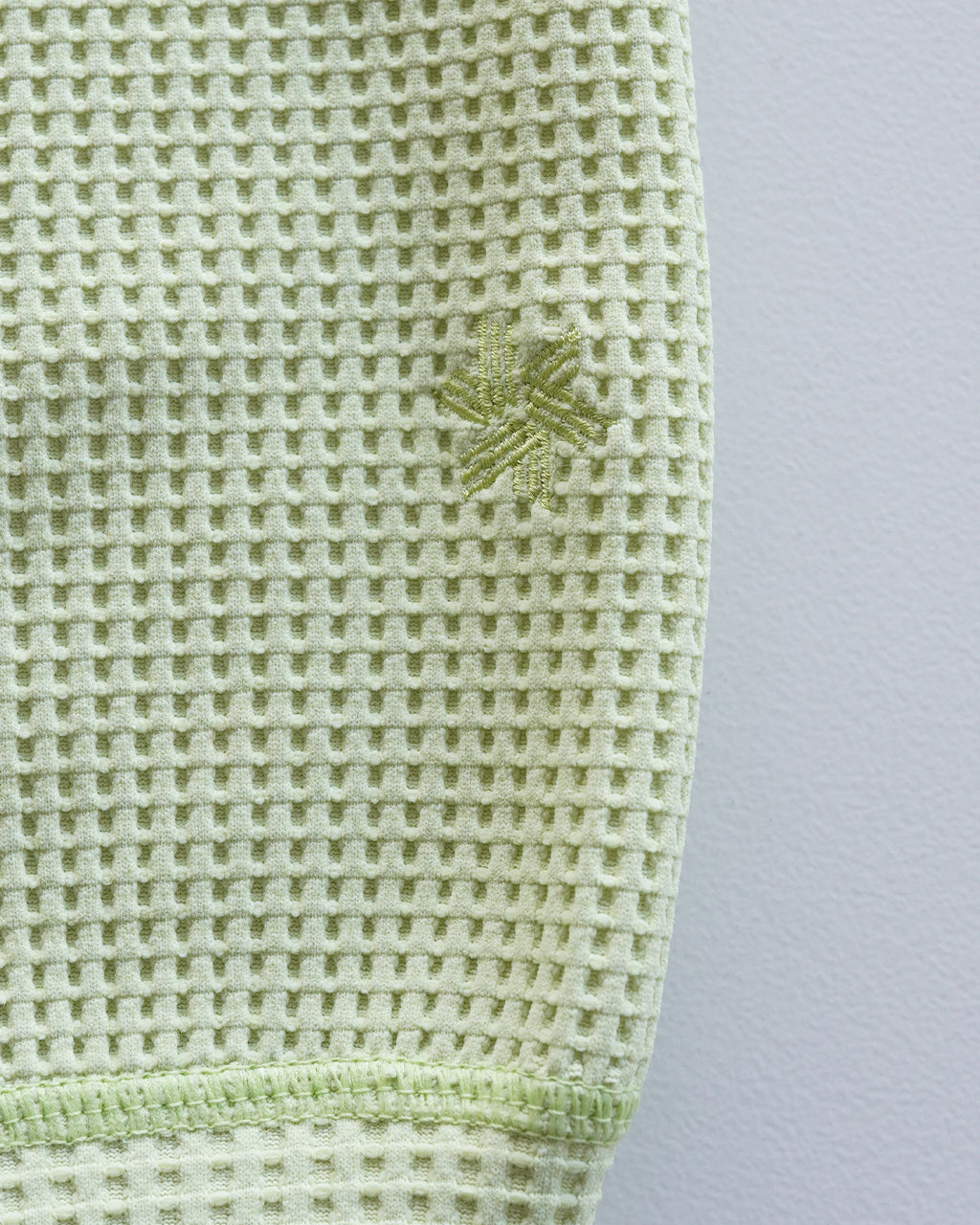 WF Light Mock Neck L/S T-shirt GLW45331