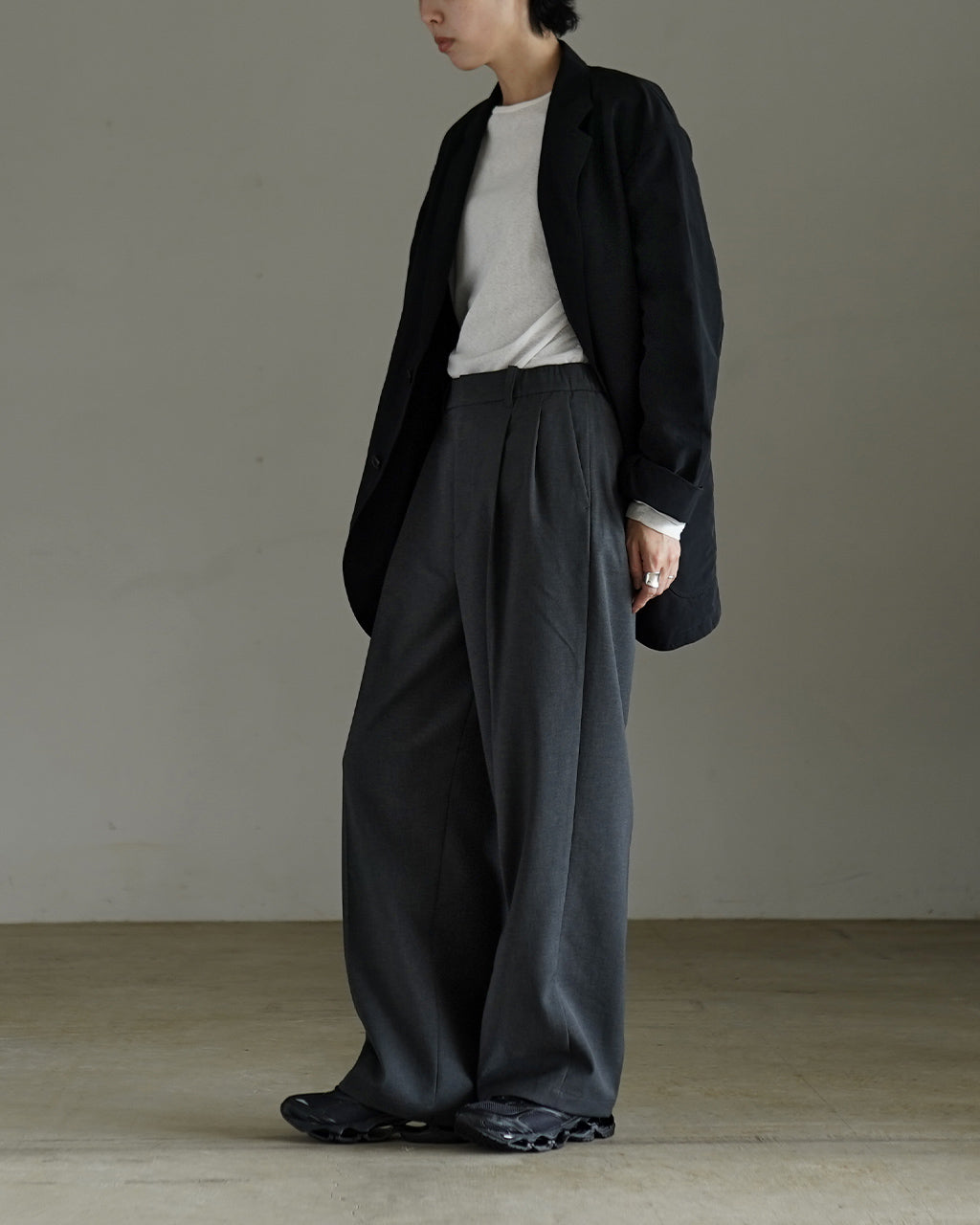 Goldwin 2-tuck Straight Pants GLW75375