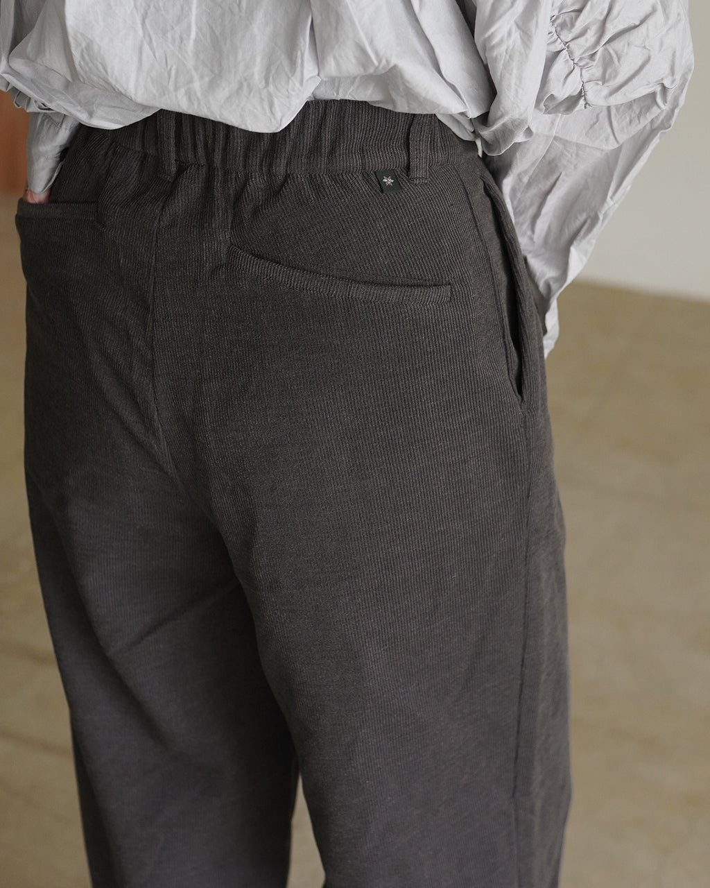 2-tuck Straight Corduroy Pants GLW76361