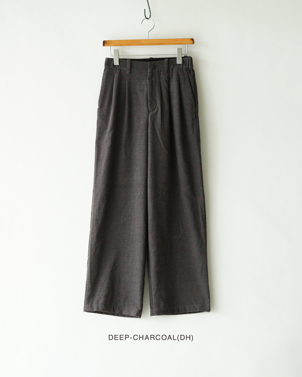 2-tuck Straight Corduroy Pants GLW76361