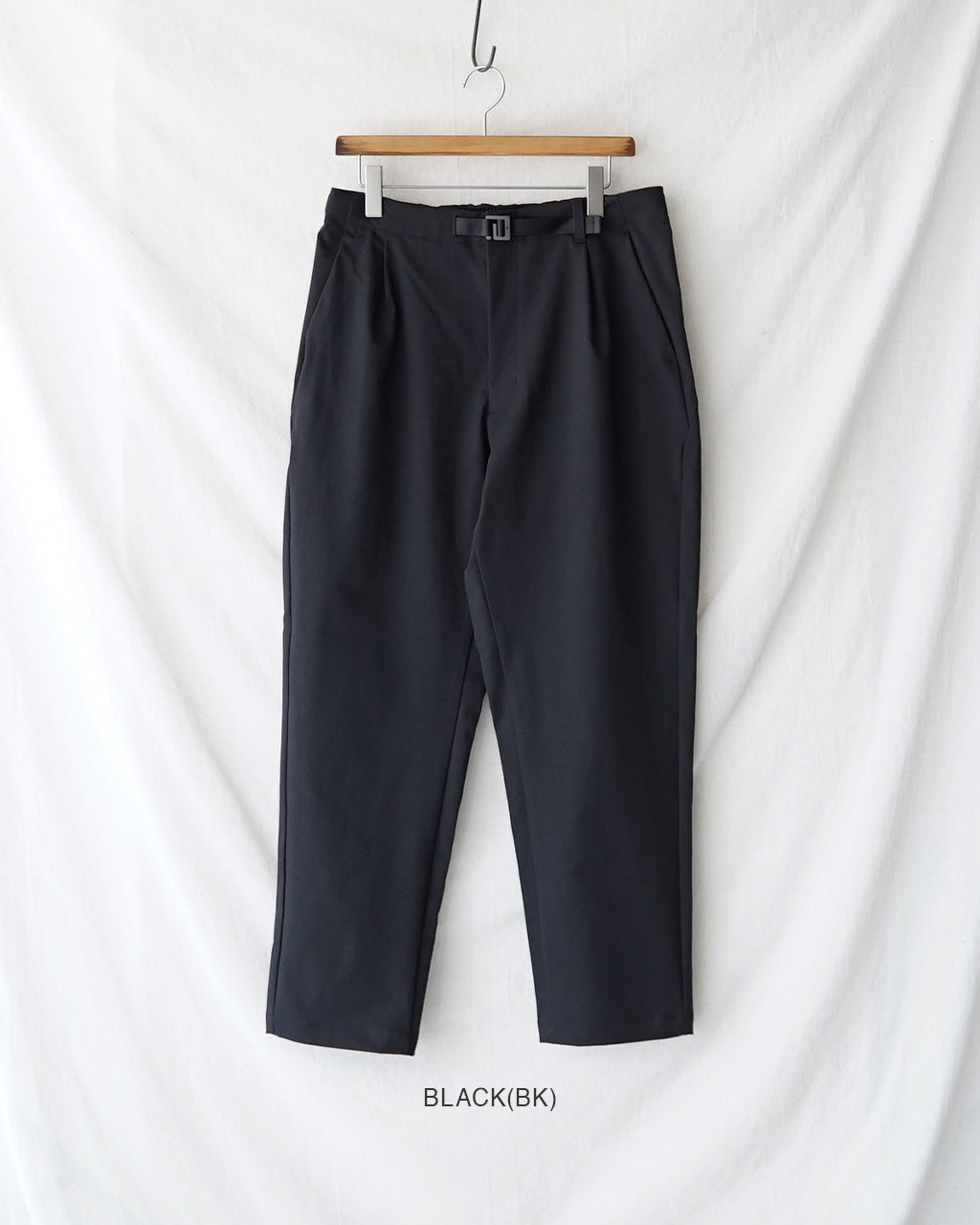One Tuck Tapered Stretch Pants GL75177