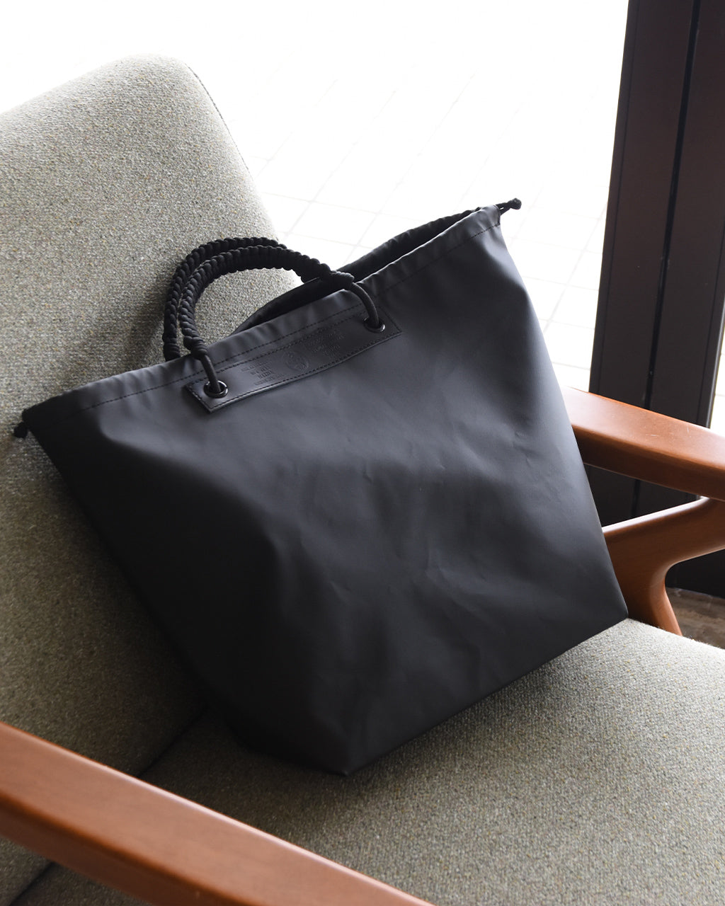 HAIDA ハイダ サンドスピット ブラックベア コレクション L SANDSPIT (PVC BLACKBEAR COLLECTION) L トートバッグ 巾着 2way ブラック 黒   【送料無料】