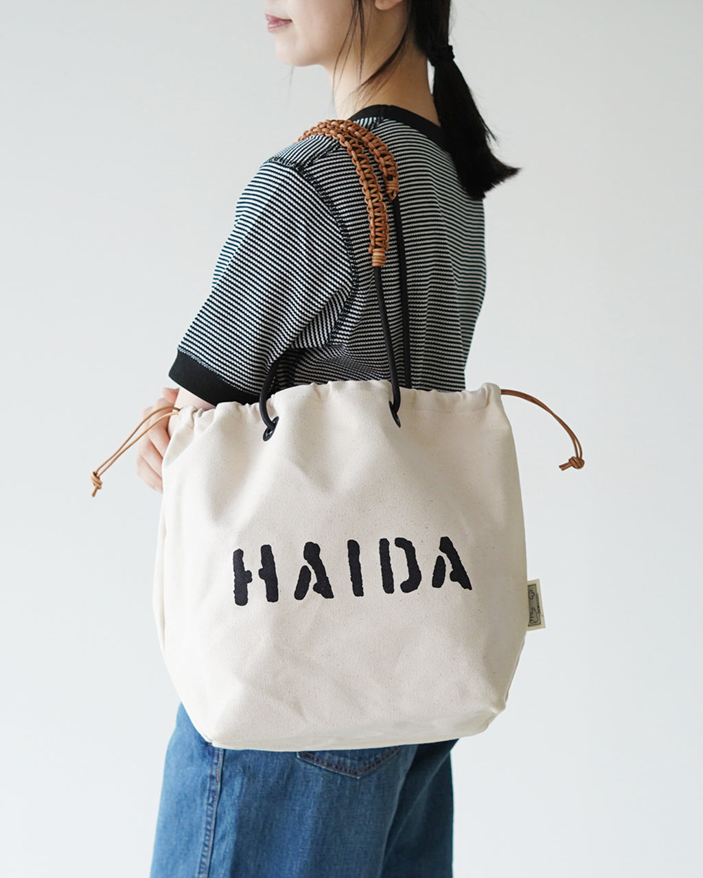 HAIDA ハイダ キャンバス トートバッグ Mサイズ CANVAS (TOW HILL) COLLECTION ハンドバッグ 肩掛け ブラック ホワイト HAI05-TOW-M 2WAY 帆布×本革 A4対応【クーポン対象外】【送料無料】