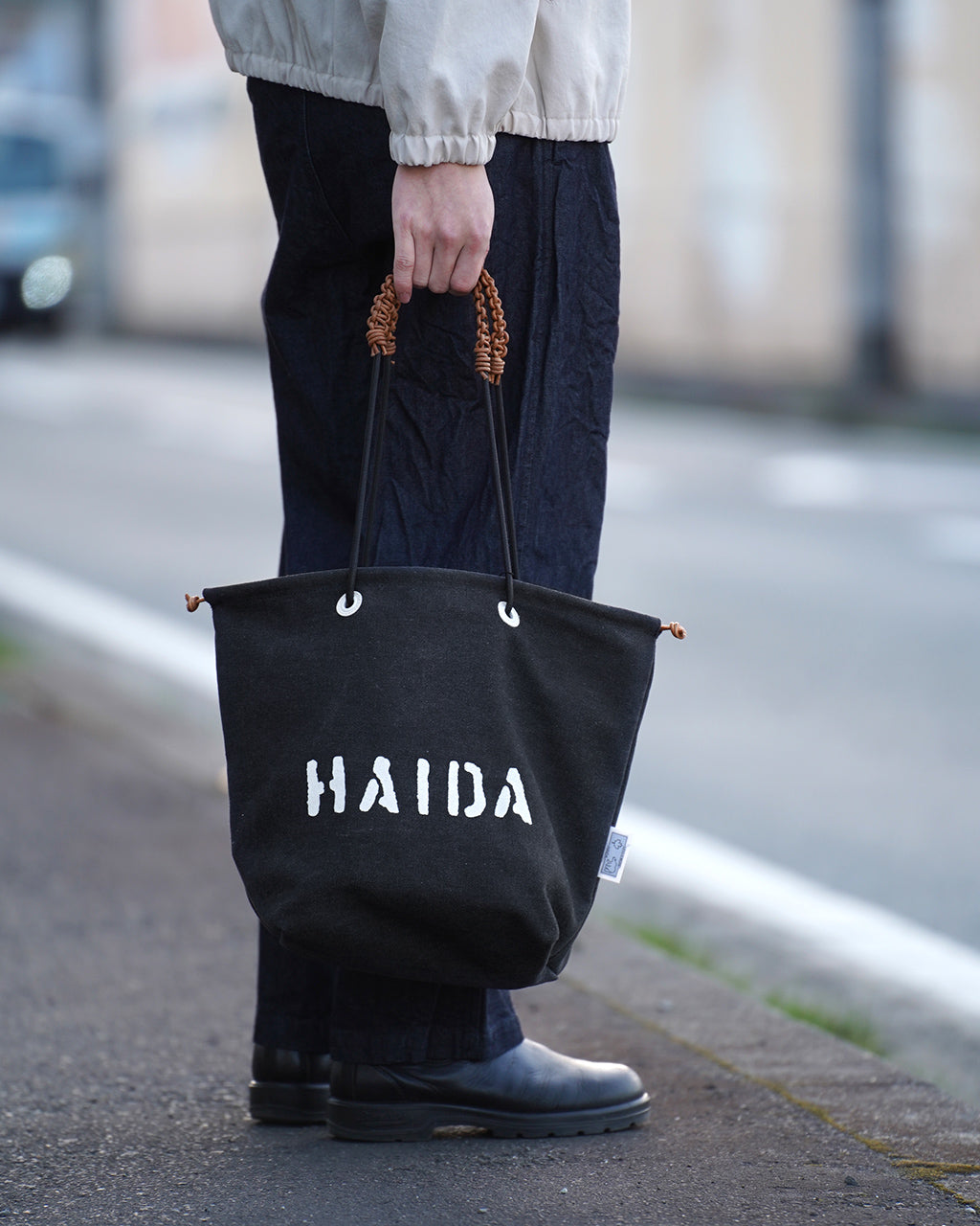 HAIDA ハイダ キャンバス トートバッグ Mサイズ CANVAS (TOW HILL) COLLECTION ハンドバッグ 肩掛け ブラック ホワイト HAI05-TOW-M 2WAY 帆布×本革 A4対応【クーポン対象外】【送料無料】