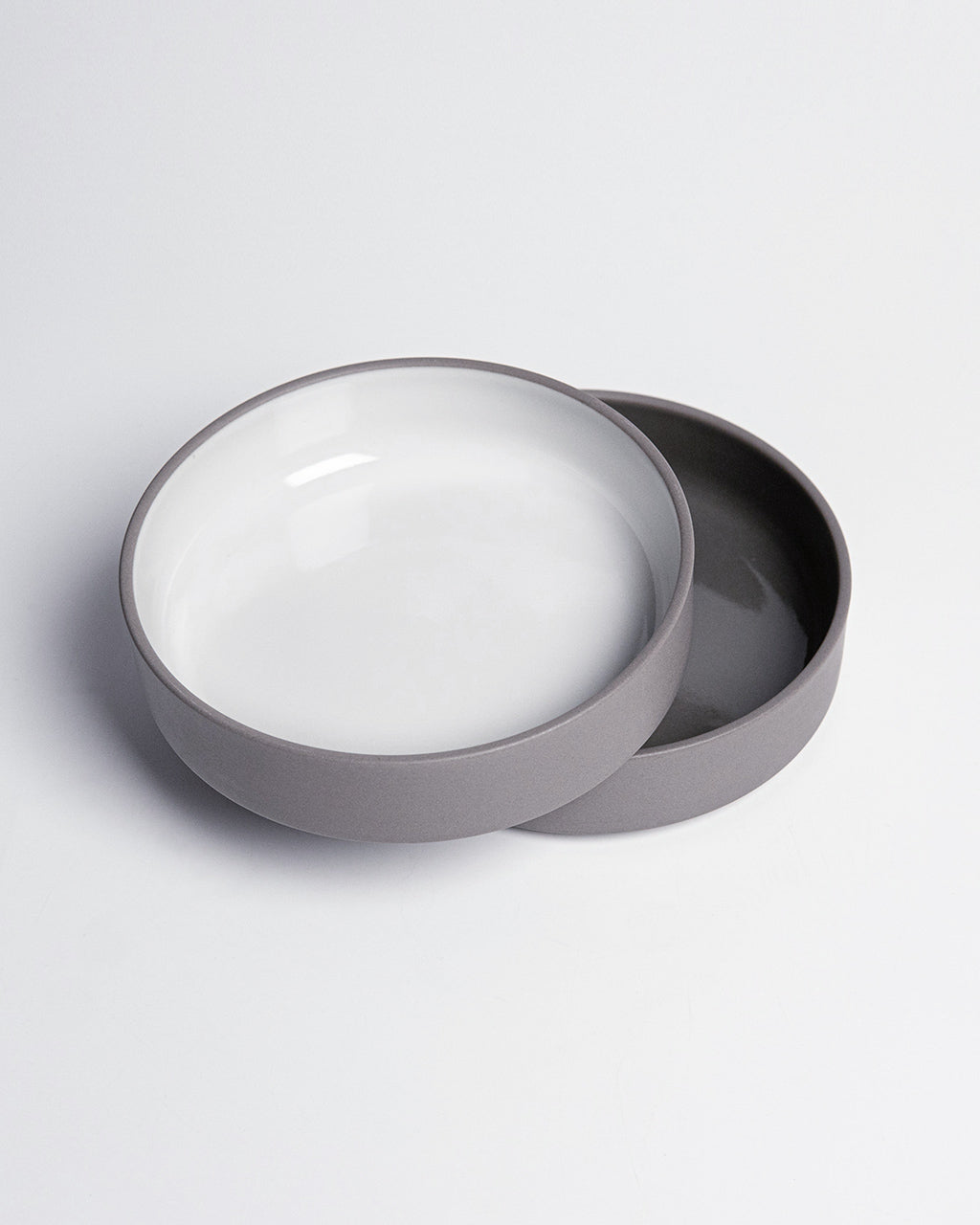 HASAMI PORCELAIN ハサミポーセリン 浅ボウル 皿 Shallow Bowl 145×37mm 波佐見焼き 西海陶器 浅ボウル 皿 食洗器対応 HDG108 HAW108【クーポン対象外】