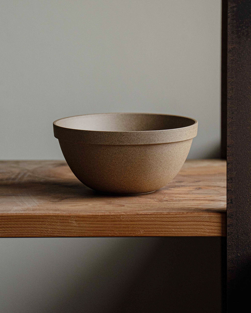 Deep Round Bowl 18.5cm×9cm HP047