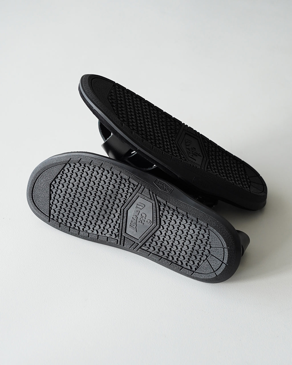 ISLAND SLIPPER アイランドスリッパ レザー編み込みサンダル BACK