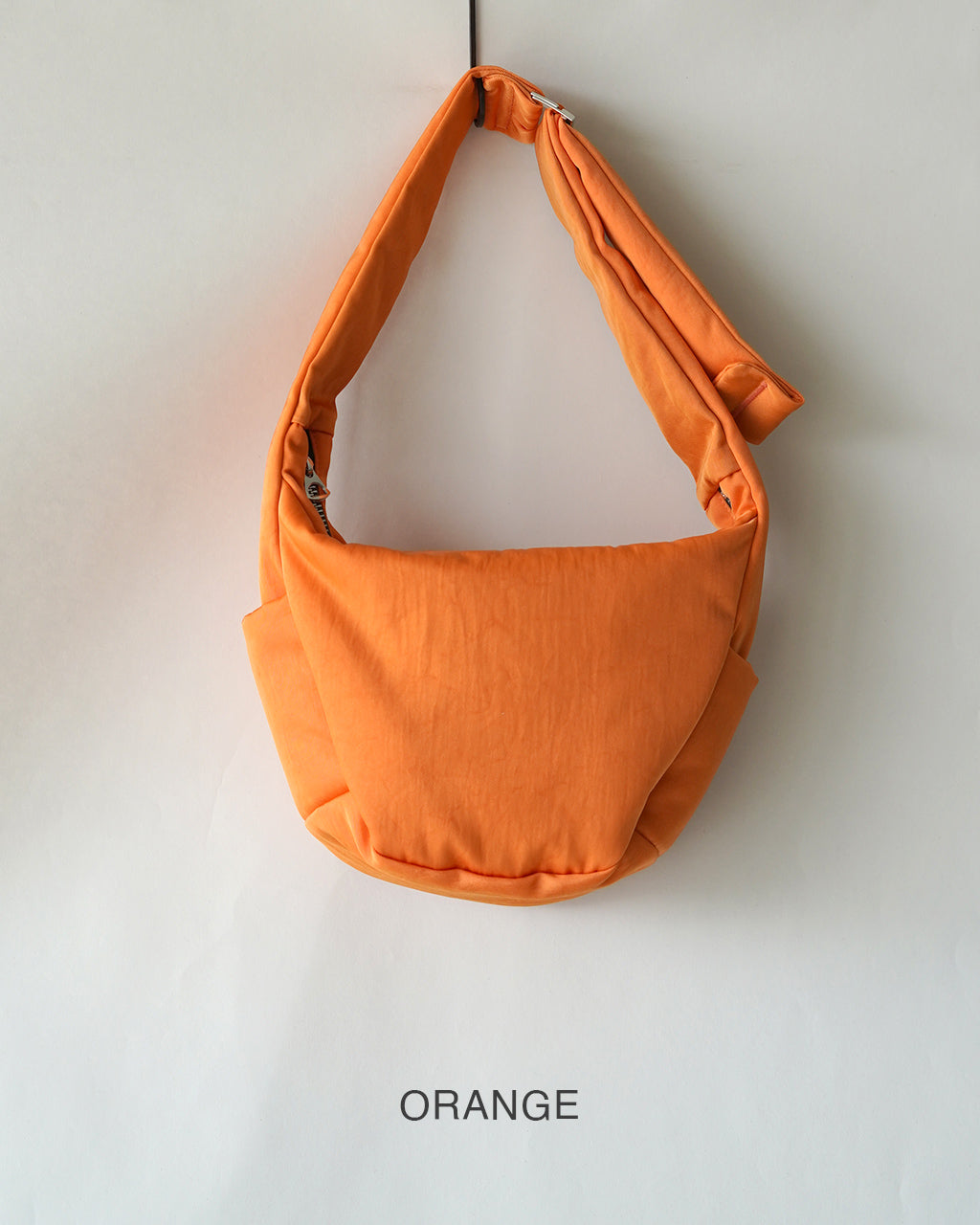 ANNIE PUFFER TOWN MOON BAG ITTI-BAG-121-ACCB