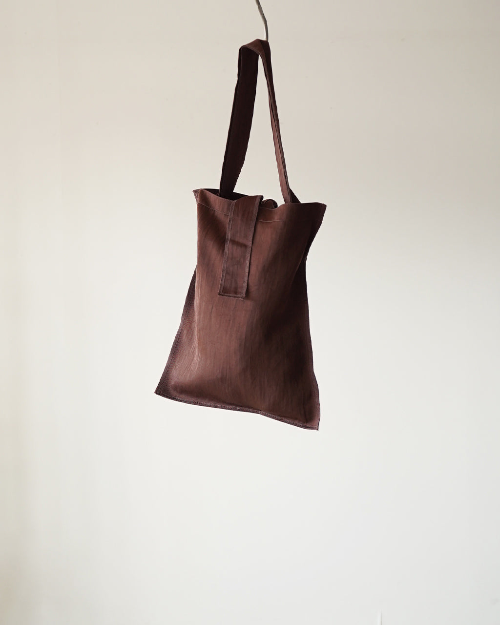 ITTI イッチ トートバッグ Mサイズ ユニセックス MARY INSIDE OUT TOTE