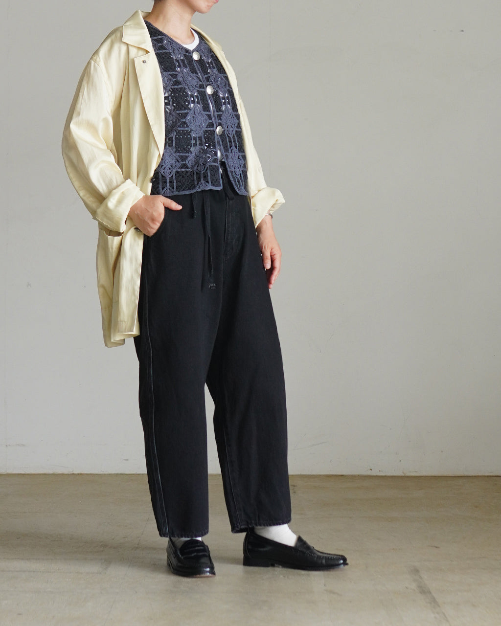 【Crouka別注色】Round wide denim Trousers J231DN01