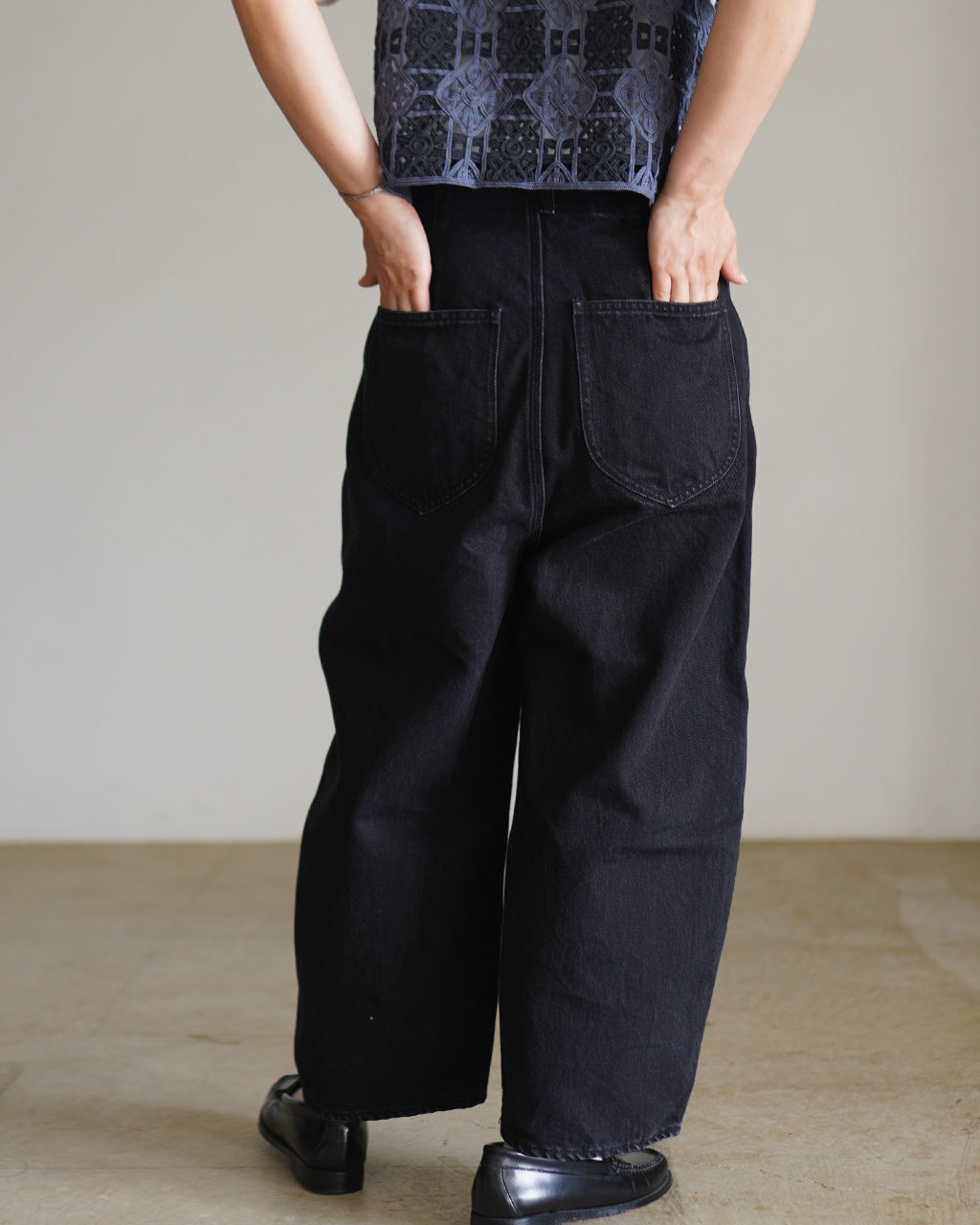 【Crouka別注色】Round wide denim Trousers J231DN01