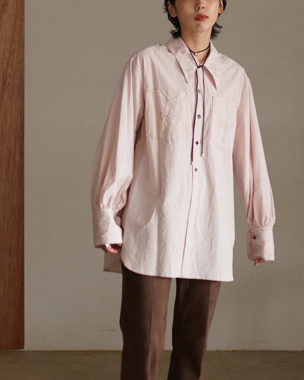 Geometric Embroidered Shirt J253SH02