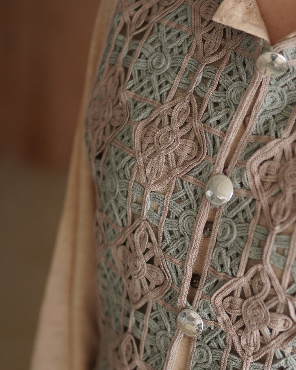 JOICEADDED ジョイスアディッド Embroiderded Vest 刺繍ベスト | Crouka(クローカ)