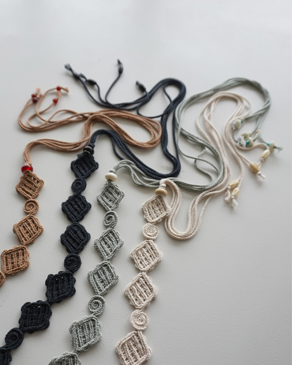 Geometry Line Belt J261SGD01