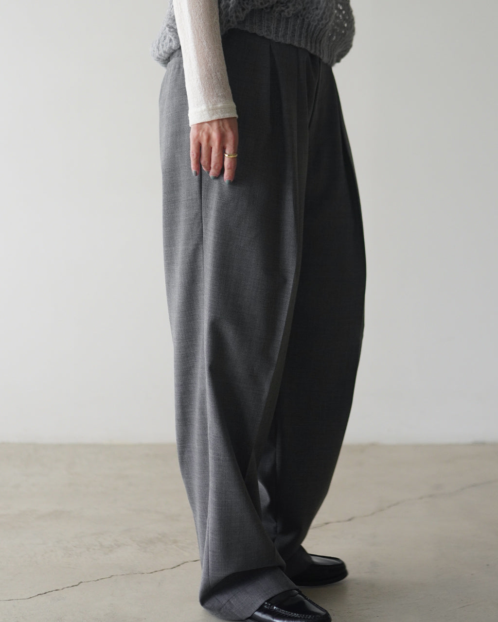 JUN MIKAMI ジュンミカミ ウールパンツ 26AW-4-J レディース タック