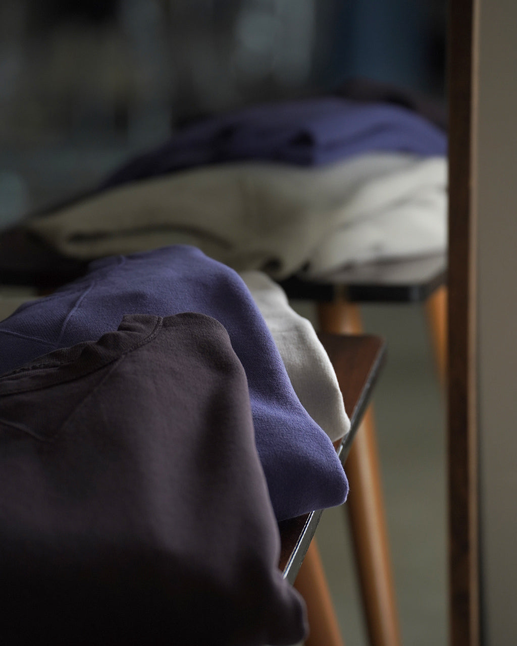 Double V Pullover KS26FCS05