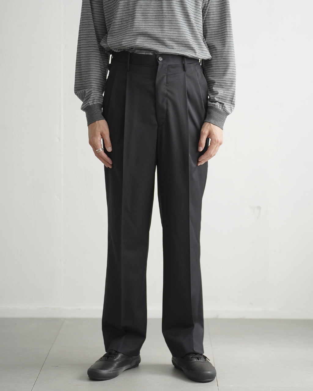 KAPTAIN SUNSHINE Wool Light Gabardine Shoecut Slacks KS26FPT05