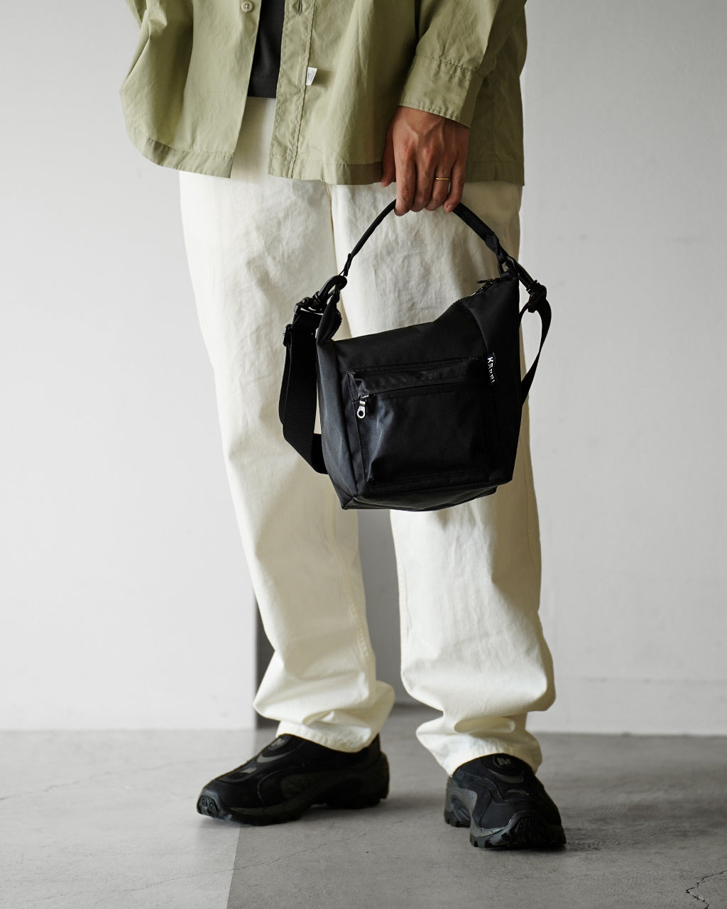 2WAY SHOULDER KARRI AMIACALVA 2ウェイ ショルダーバッグ ボディ