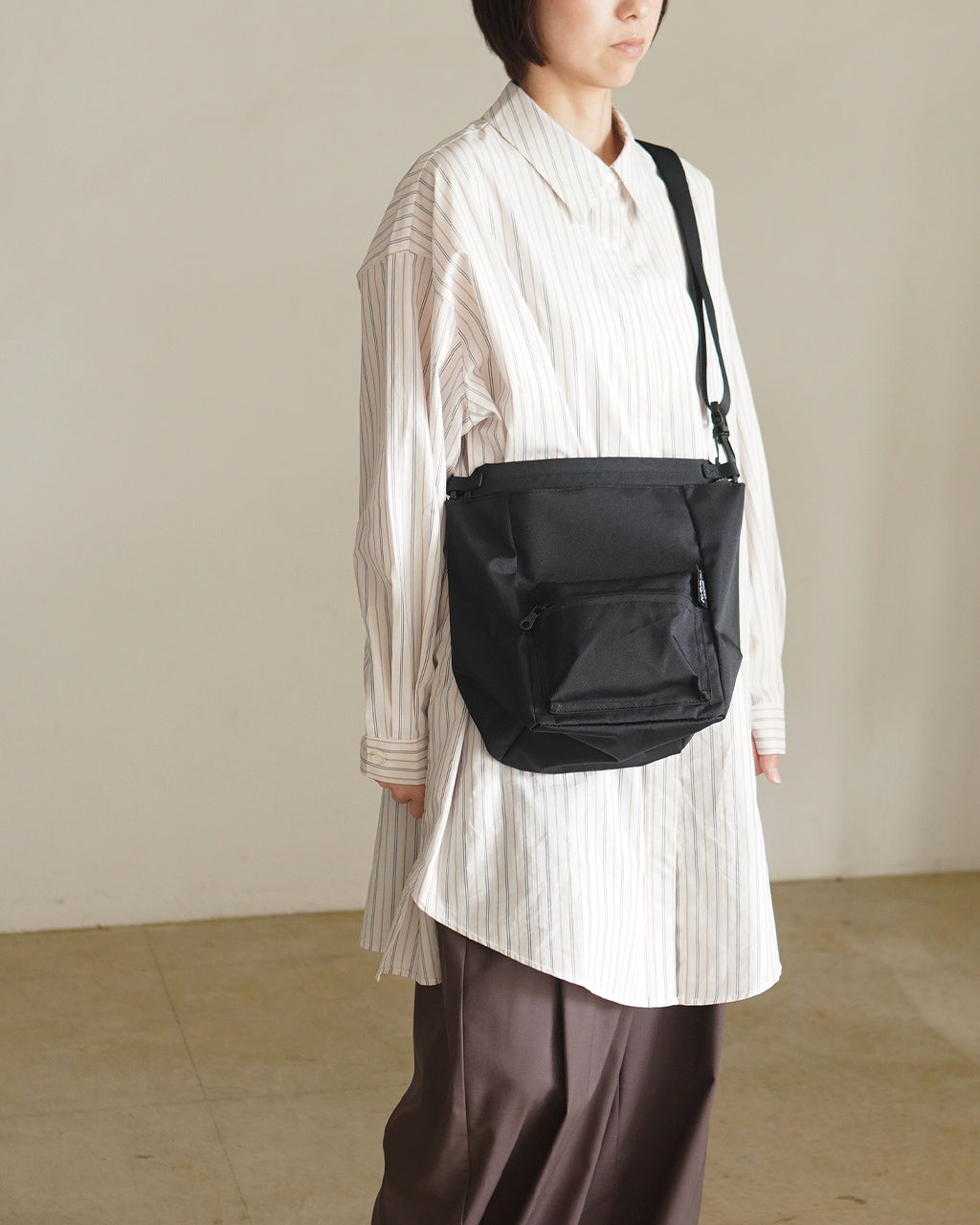 2WAY SHOULDER KARRI AMIACALVA 2ウェイ ショルダーバッグ ボディ