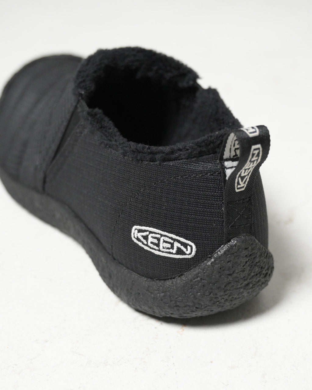 KEEN キーン ハウザー ツー HOWSER II スニーカー スリッポン リラックスシューズ サイドゴア フリース 1023981【送料無料】