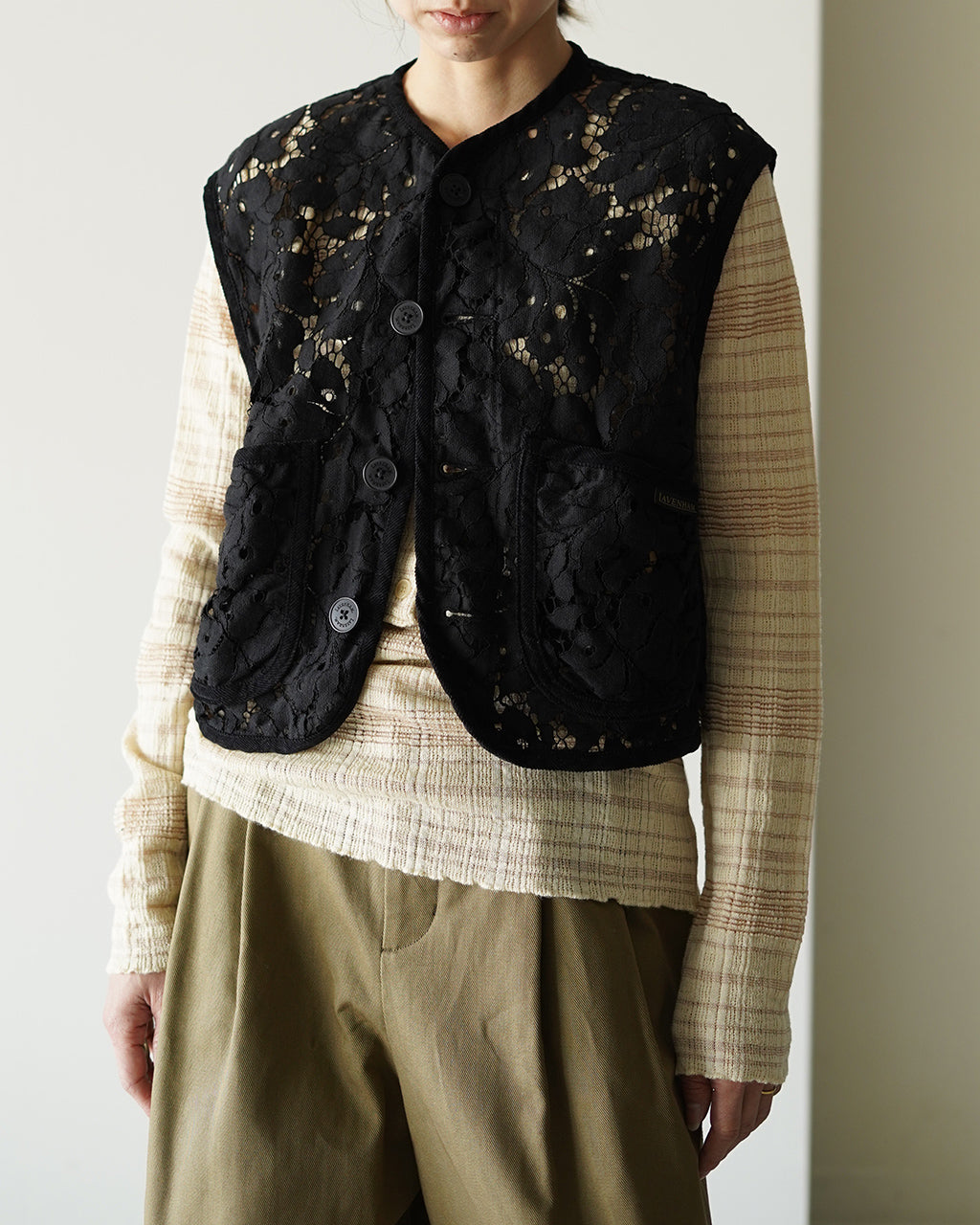 【先行予約】【2026年3月下旬頃入荷予定】BLACK EDITION LACE CROPPED COCOON THORNHAM WOMENS LV13123