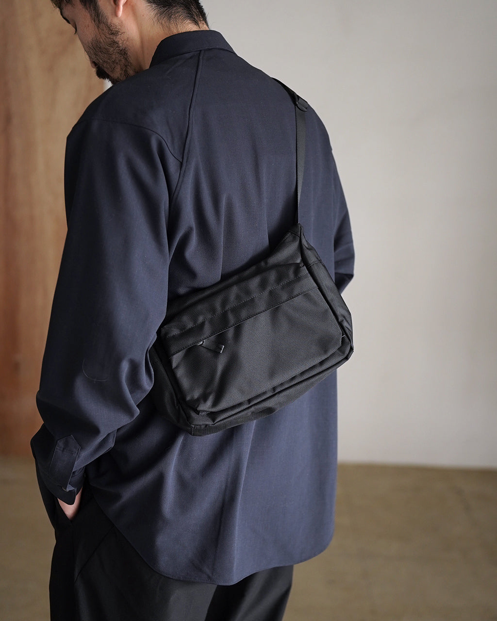 SHOULDER BAG-S LC04 Ssize