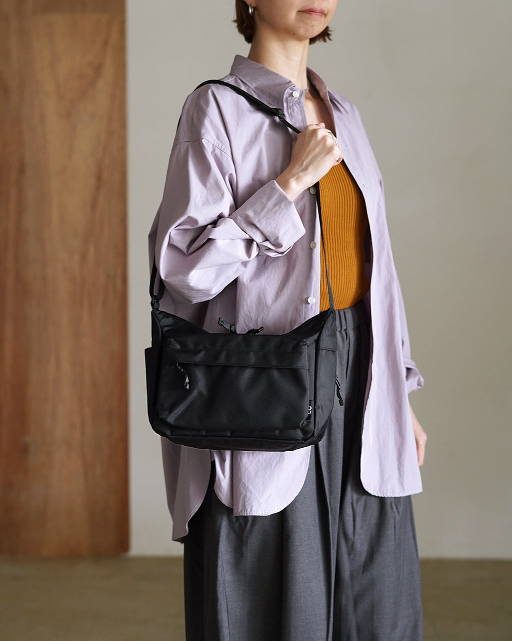 SHOULDER BAG-S LC04 Ssize