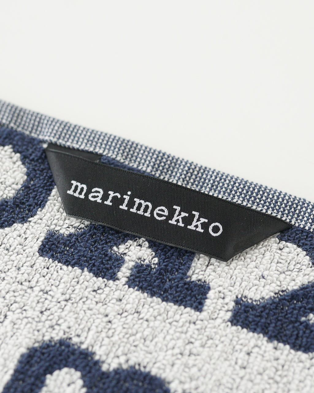 marimekko マリメッコ 【日本限定】マリメッコロゴ ミニタオル Marimekko Logo towel レディース  52249473112【メール便可】