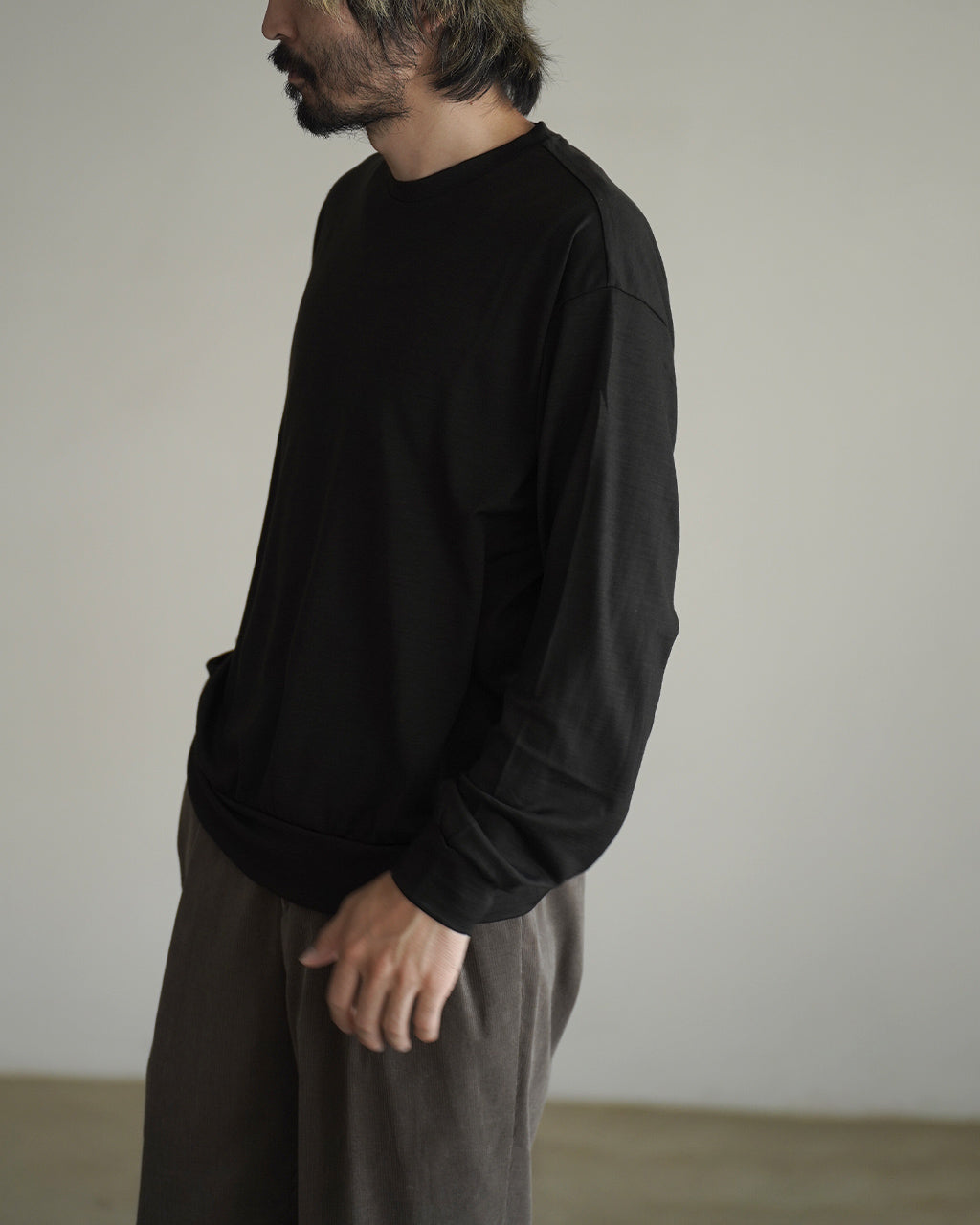 CREW NECK L/S TEE M26C15CS03C